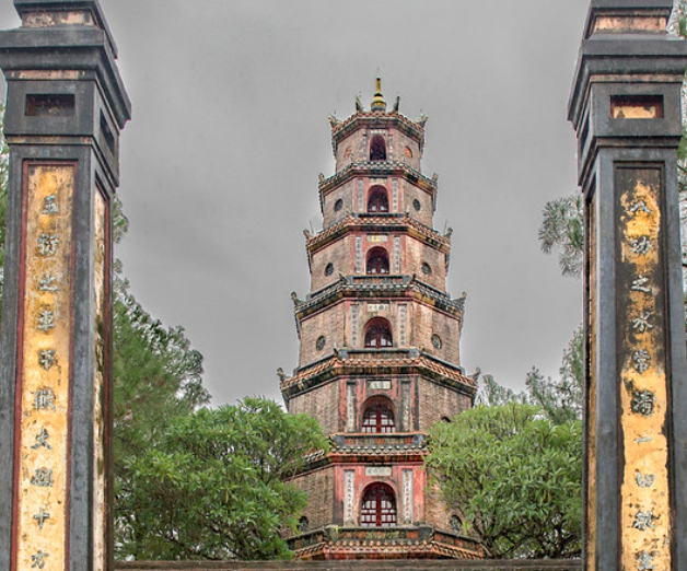 Thien Mu Pagoda, vietnam